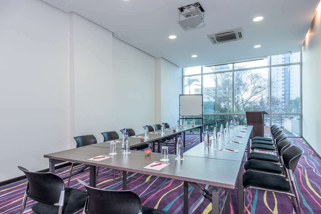 Nh Collection Royal Smartsuites Μπαρρανκίγια Ανέσεις φωτογραφία
